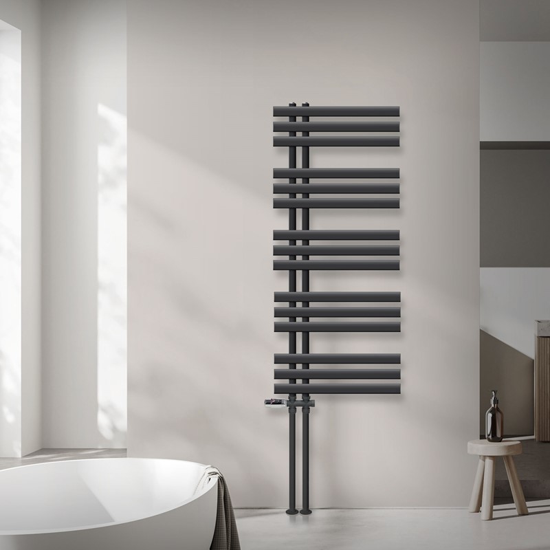 Badheizkörper Mittelanschluss 500x1200 mm Anthrazit mit Boden Anschlussgarnitur LuxeBath Badheizkörper Mittelanschluss 500x1200 mm Anthrazit mit Boden Anschlussgarnitur LuxeBath