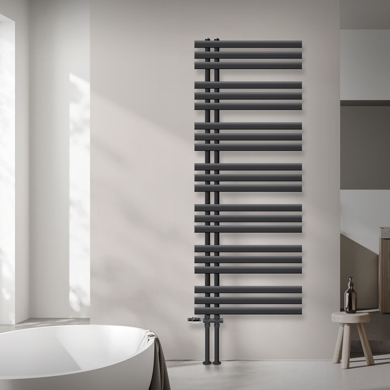 Badheizkörper Mittelanschluss 600x1600 mm Anthrazit mit Boden Anschlussgarnitur LuxeBath Badheizkörper Mittelanschluss 600x1600 mm Anthrazit mit Boden Anschlussgarnitur LuxeBath