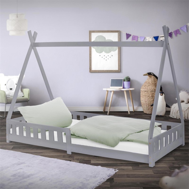 Kinderbett Tipi 90x200 cm Hellgrau aus Kiefernholz mit Rausfallschutz und Lattenrost Holzbett ML-Design Kinderbett Tipi 90x200 cm Hellgrau aus Kiefernholz mit Rausfallschutz und Lattenrost Holzbett ML-Design