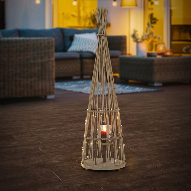 Bambus Laterne, Windlicht H: 110 cm Holzfarbe, Boho Gartenlaterne mit LED-Lichterkette & Glaseinsatz, Flechtoptik Kerzenhalter